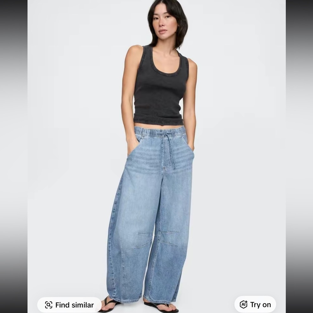 ￼ Gap Women's Mid Rise UltraSoft Easy Horseshoe Jeans